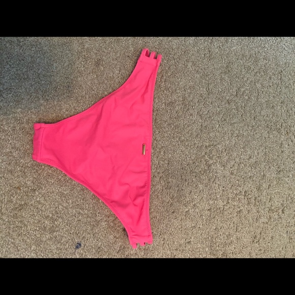 Victoria’s secret cheeky bikini bottoms - Picture 3 of 4